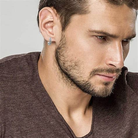 Boucles d'oreilles pour homme 